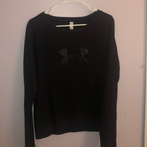 Under Armour Tops - Under armor long sleeve Under Armour Tops - Under armor long sleeve